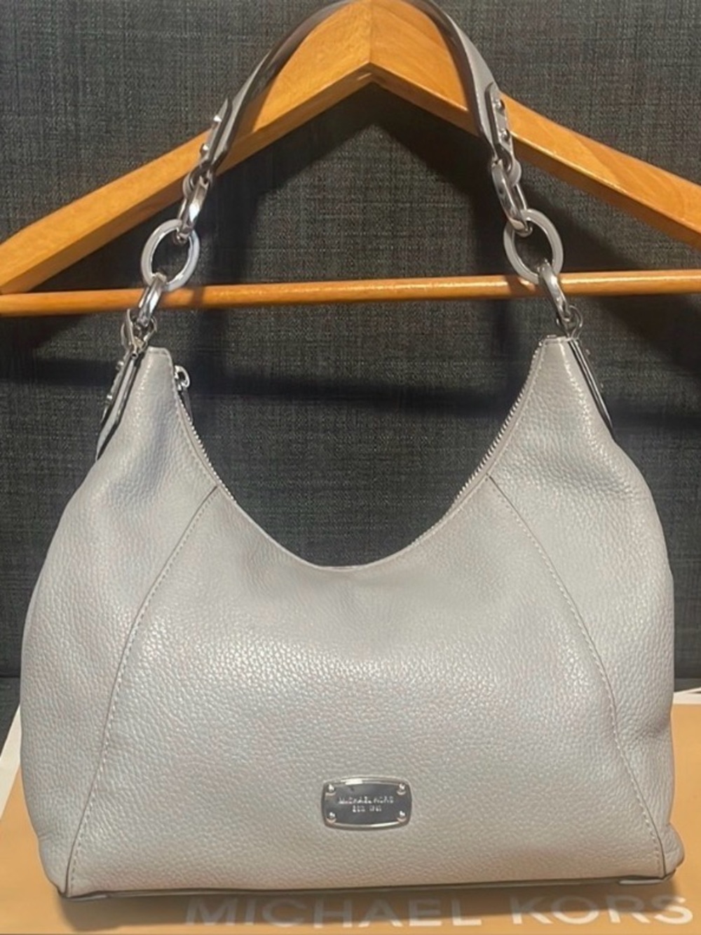 Michael Kors Gray chain link medium sized Shoulder Bag